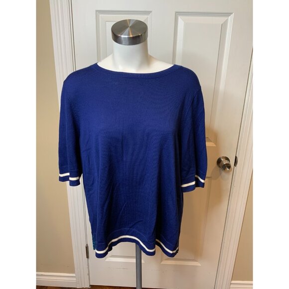 St. John Dark Blue Wool Short Sleeve Sweater W/ Geometric Pleated Rear Size L